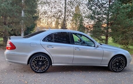 Mercedes-Benz E-Класс, 2007 год, 750 000 рублей, 21 фотография
