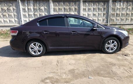 Toyota Avensis III рестайлинг, 2009 год, 800 000 рублей, 2 фотография