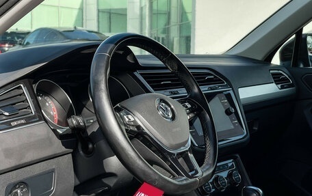 Volkswagen Tiguan II, 2019 год, 2 297 000 рублей, 13 фотография