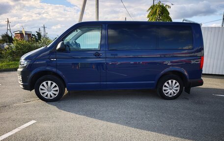 Volkswagen Caravelle T6 рестайлинг, 2016 год, 3 300 000 рублей, 5 фотография