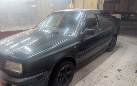 Volkswagen Vento, 1996 год, 100 000 рублей, 2 фотография