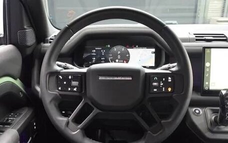 Land Rover Defender II, 2023 год, 11 199 300 рублей, 13 фотография