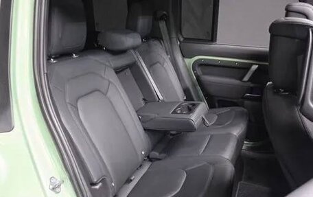 Land Rover Defender II, 2023 год, 11 199 300 рублей, 15 фотография