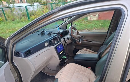 Nissan Liberty, 2004 год, 365 000 рублей, 5 фотография