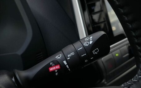 Toyota Land Cruiser Prado 150 рестайлинг 2, 2018 год, 5 390 000 рублей, 13 фотография