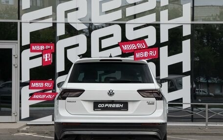 Volkswagen Tiguan II, 2017 год, 2 750 000 рублей, 4 фотография