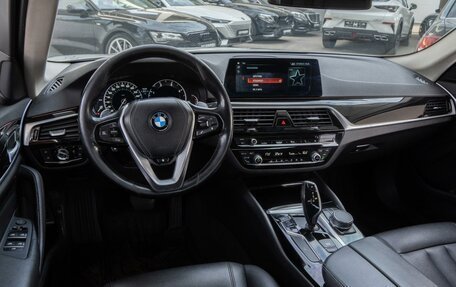 BMW 5 серия, 2017 год, 2 750 000 рублей, 8 фотография