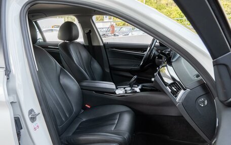 BMW 5 серия, 2017 год, 2 750 000 рублей, 10 фотография