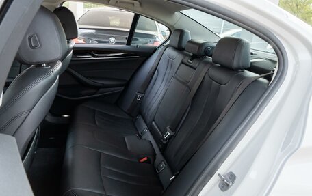 BMW 5 серия, 2017 год, 2 750 000 рублей, 11 фотография
