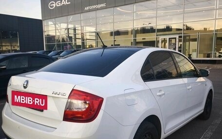 Skoda Rapid I, 2015 год, 845 000 рублей, 4 фотография