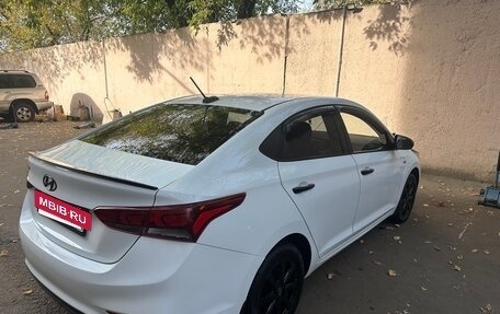 Hyundai Solaris II рестайлинг, 2017 год, 1 350 000 рублей, 17 фотография