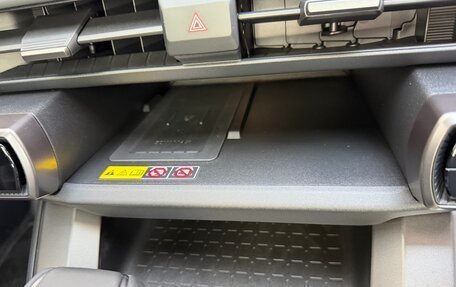 Toyota RAV4, 2026 год, 3 330 000 рублей, 15 фотография