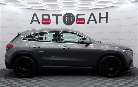 Mercedes-Benz GLA, 2020 год, 3 900 000 рублей, 6 фотография