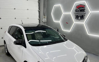 Toyota Auris II, 2015 год, 1 300 000 рублей, 1 фотография