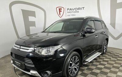 Mitsubishi Outlander III рестайлинг 3, 2014 год, 1 255 000 рублей, 1 фотография