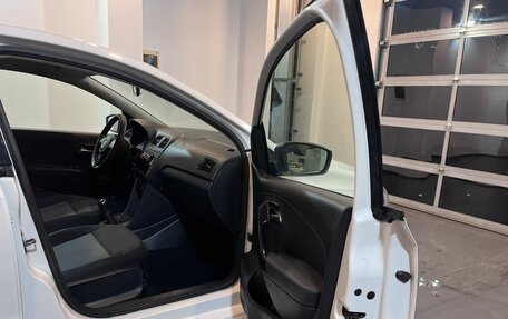 Volkswagen Polo VI (EU Market), 2015 год, 820 000 рублей, 25 фотография