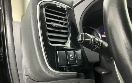 Mitsubishi Outlander III рестайлинг 3, 2014 год, 1 255 000 рублей, 9 фотография