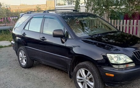 Lexus RX IV рестайлинг, 2003 год, 900 000 рублей, 11 фотография