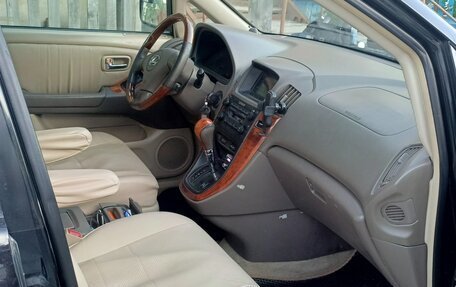 Lexus RX IV рестайлинг, 2003 год, 900 000 рублей, 3 фотография