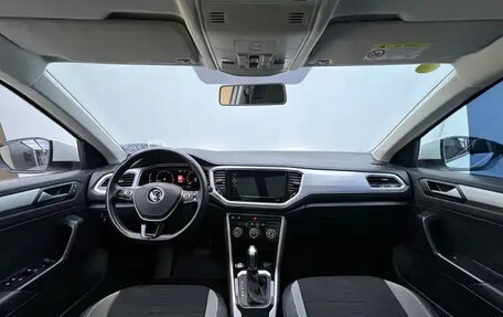 Volkswagen T-Roc I, 2022 год, 1 384 000 рублей, 8 фотография