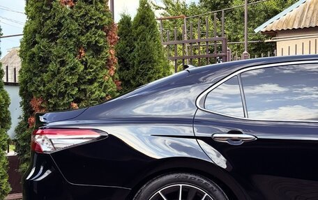 Toyota Camry, 2018 год, 2 380 000 рублей, 5 фотография