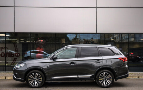 Mitsubishi Outlander III рестайлинг 3, 2018 год, 2 349 000 рублей, 9 фотография
