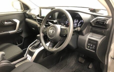 Toyota Raize I, 2023 год, 1 080 000 рублей, 6 фотография