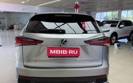 Lexus NX I, 2021 год, 3 200 000 рублей, 3 фотография