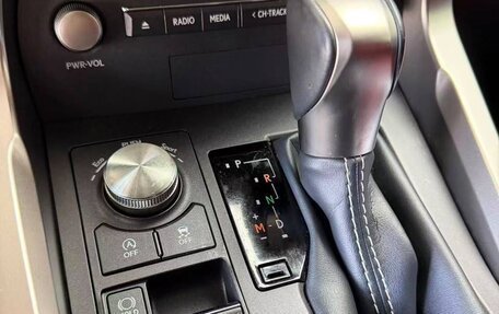 Lexus NX I, 2021 год, 3 200 000 рублей, 9 фотография