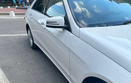 Mercedes-Benz E-Класс, 2014 год, 2 600 000 рублей, 4 фотография