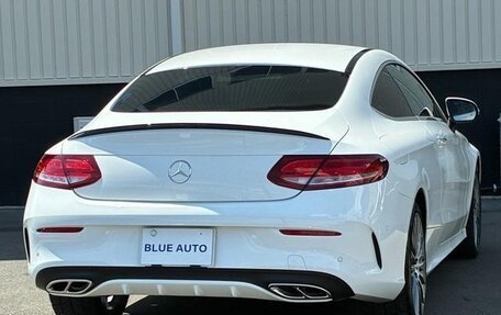 Mercedes-Benz C-Класс, 2016 год, 1 745 000 рублей, 5 фотография