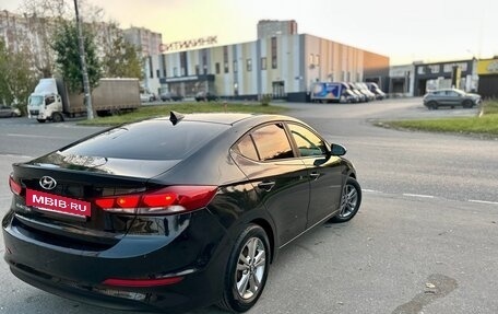 Hyundai Elantra VI рестайлинг, 2016 год, 1 060 000 рублей, 3 фотография