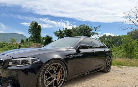 BMW M5, 2013 год, 3 500 000 рублей, 2 фотография