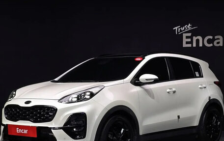KIA Sportage IV рестайлинг, 2020 год, 1 800 000 рублей, 1 фотография