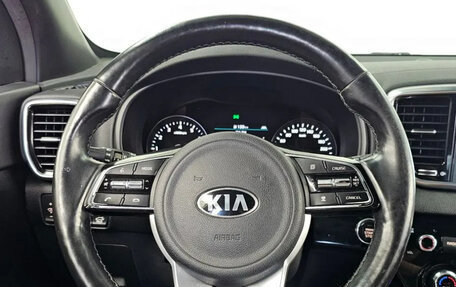 KIA Sportage IV рестайлинг, 2020 год, 1 800 000 рублей, 12 фотография