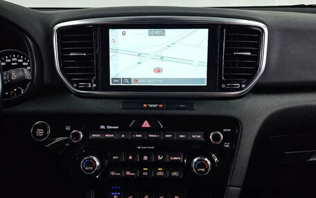 KIA Sportage IV рестайлинг, 2020 год, 1 800 000 рублей, 13 фотография