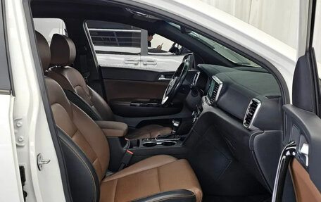 KIA Sportage IV рестайлинг, 2020 год, 1 800 000 рублей, 16 фотография