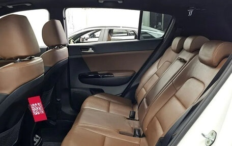 KIA Sportage IV рестайлинг, 2020 год, 1 800 000 рублей, 18 фотография