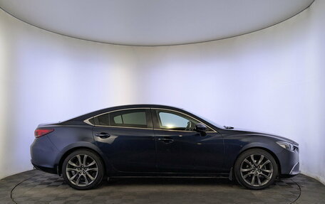 Mazda 6, 2015 год, 1 990 000 рублей, 4 фотография