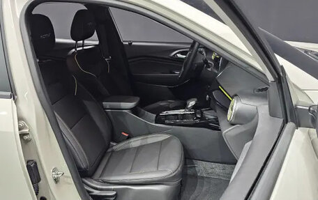 Chevrolet Trax, 2025 год, 1 700 000 рублей, 8 фотография