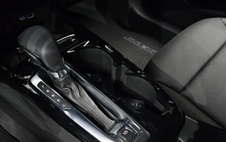 Chevrolet Trax, 2025 год, 1 700 000 рублей, 13 фотография