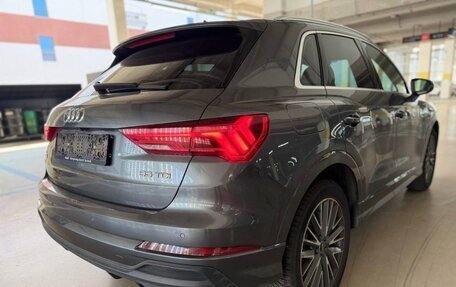 Audi Q3, 2022 год, 2 350 001 рублей, 3 фотография