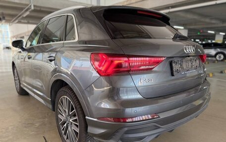 Audi Q3, 2022 год, 2 350 001 рублей, 2 фотография