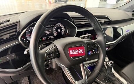 Audi Q3, 2022 год, 2 350 001 рублей, 6 фотография