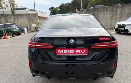 BMW 5 серия, 2025 год, 8 100 548 рублей, 4 фотография