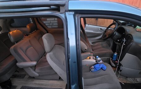 Dodge Caravan IV, 2005 год, 550 000 рублей, 2 фотография