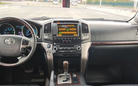 Toyota Land Cruiser 200, 2010 год, 4 500 000 рублей, 12 фотография
