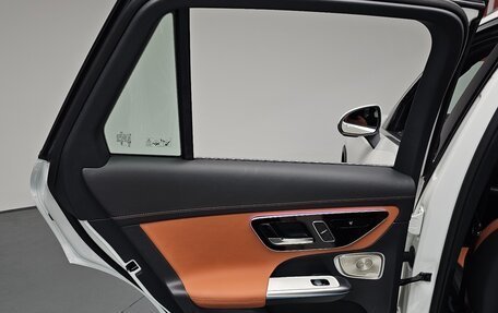 Mercedes-Benz GLC, 2025 год, 8 200 000 рублей, 23 фотография