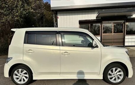 Toyota bB II рестайлинг, 2016 год, 724 000 рублей, 8 фотография