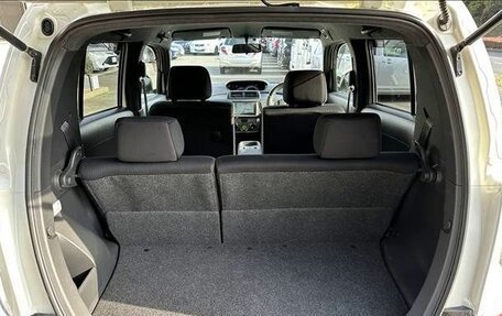 Toyota bB II рестайлинг, 2016 год, 724 000 рублей, 26 фотография